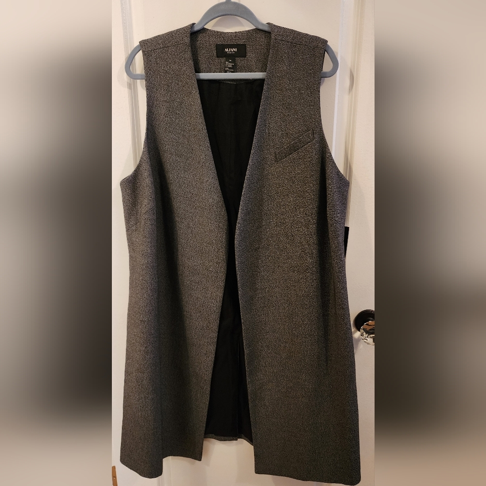 Alfani Woman long suit vest 1X NWT